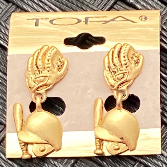 Tofa Earrings New (Baseball) - Picture 1 of 2